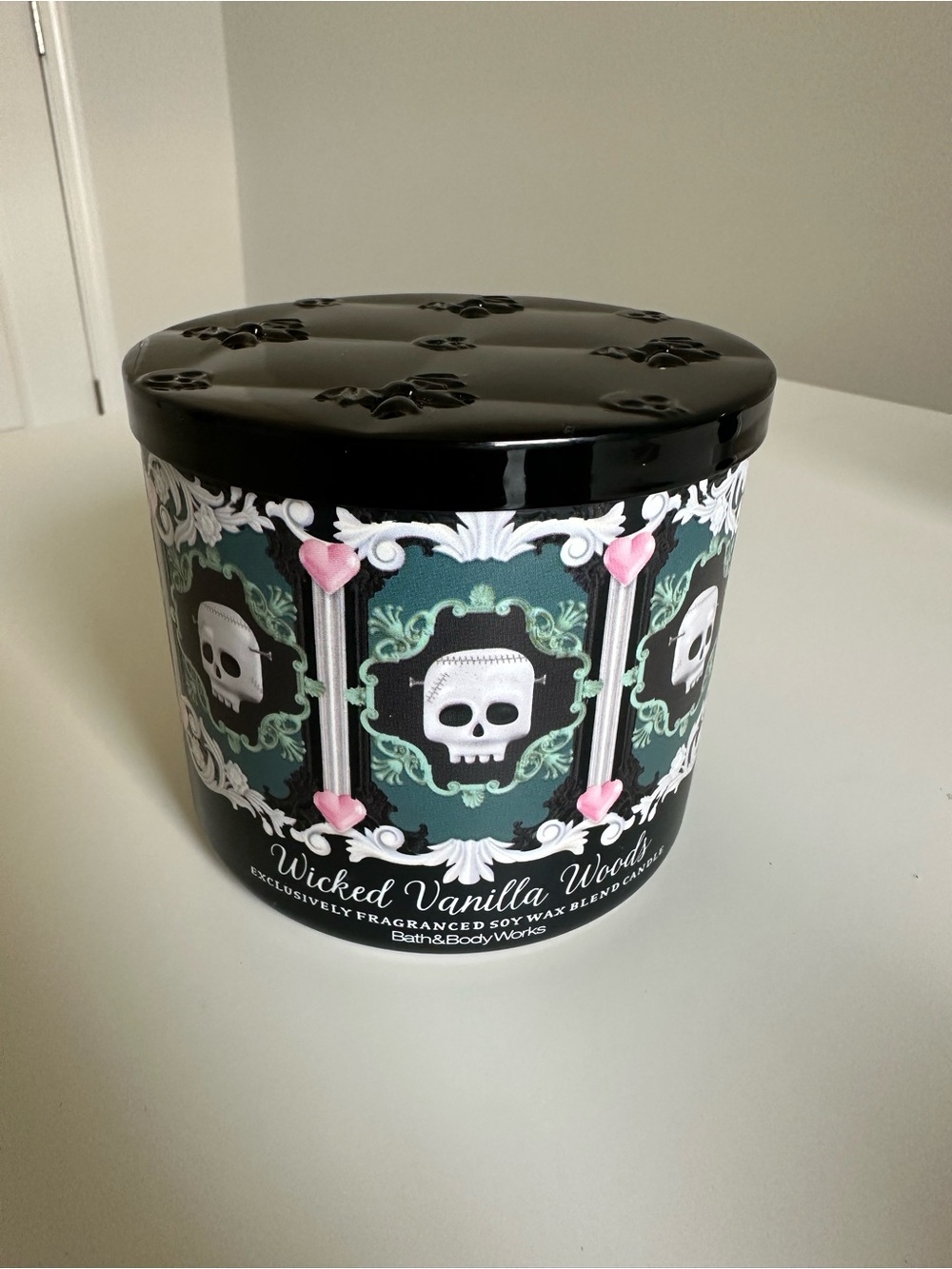 Bath & Body Works Black and Cream Wicked Vanilla Woods Jar Candle